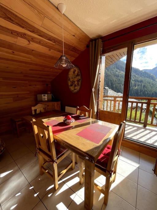 T3 Champagny-En-Vanoise Avec Terrasse Plein Sud La Plagne Exterior photo